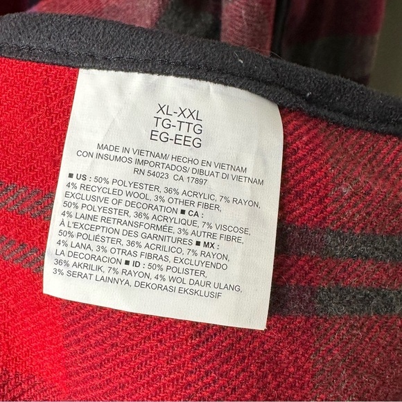 Old Navy XL XXL Plaid Poncho Fleece Red Green Cozy Winter Holiday Aspen Skiing - Picture 7 of 8